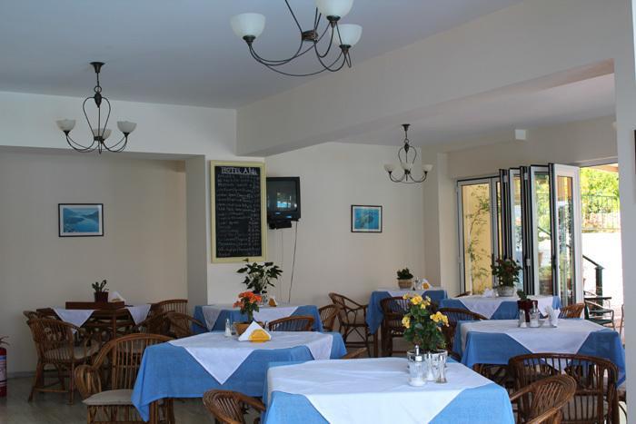 Aliki Hotel Nikiana Exterior photo
