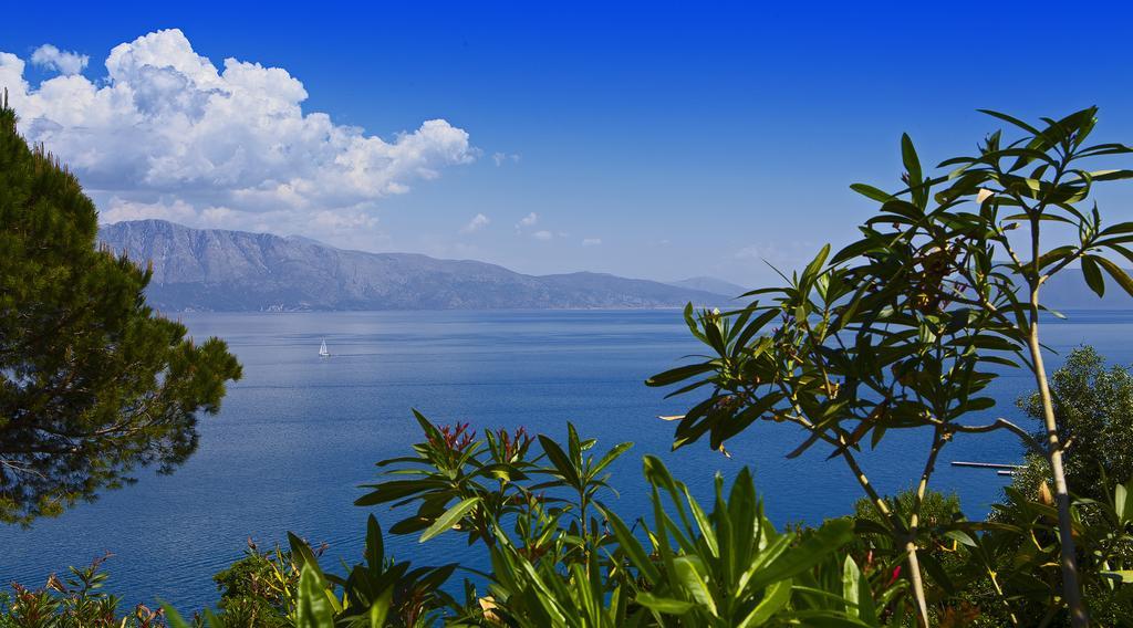Aliki Hotel Nikiana Exterior photo